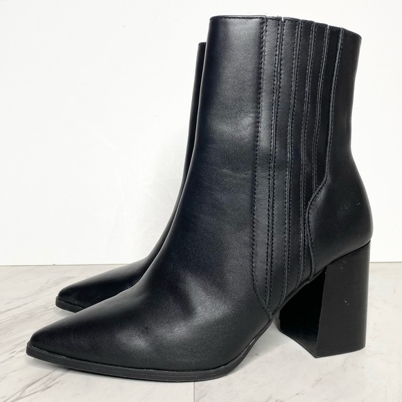 Blondo Indi Black Leather Pointy Toe Heeled Bootie 7 1/2 M - Picture 1 of 14